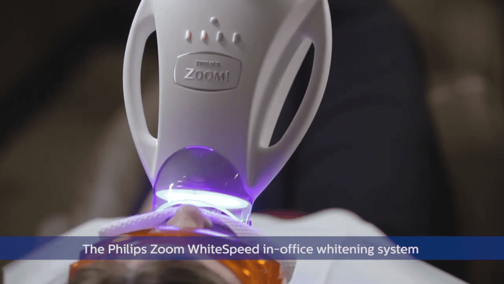 philips zoom whitespeed tandenbleeksysteem op kantoor in Dubai, VAE